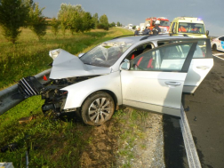 Az M3-as autópályán megsérült autó