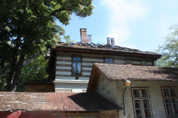 A Medgyesy sétányon égő épület