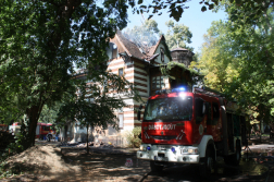A Medgyesy sétányon égő épület