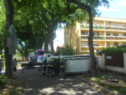 Közlekedési baleset Debrecenben